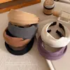 Faixa de Cabeça Veludo Vintage Curta de Aba Larga para Mulheres, Novo Estilo para Início de Outono, Faixa de Cabelo Versátil de Coroa Alta para Sair, Acessório de Cabelo Presilha