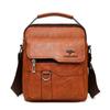 Bolsa Masculina Transfronteiriça Personalizável PU Bolsa de Ombro Masculina Grande Capacidade Casual Bolsa Transversal Mochila Pequena para Viagem e Dia a Dia