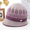 Gorro de invierno para mujeres de mediana edad y mayores, gorro de punto cálido y resistente al frío con ala ancha, adecuado para abuelas y mujeres mayores