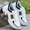 Zapatos de Hombre 2024 Nuevo Otoño Zapatillas Blancas de Hombre Estilo Coreano Resistentes al Desgaste Zapatos Deportivos Casuales Zapatos Blancos Zapatos de Moda para Hombre