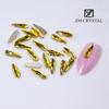 Nova Arte Do Prego Amarelo Dourado Em Forma De Broca Net Vermelho Fundo Plano Em Forma De Broca Fundo De Ouro Broca Nail Art Broca Ornamentos Strass