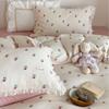 Conjunto de Cuatro Piezas de Algodón Arrugado Estampado de Encaje de Dibujos Animados para Niña, Hilo Doble, Funda de Edredón de Gasa, Ropa de Cama