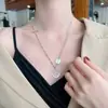 Collar de Acero de Titanio de Marca Redondo de Hebilla en T de Doble Capa de Lujo Ligero para Baño que no se Desvanece Cadena de Clavícula Elegante de Moda para Mujer Varios Métodos de Uso