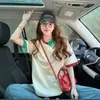 Camiseta de algodón puro para mujer con diseño chic de bloqueo de color estilo sal, top de alta gama con bloqueo de color, cuello tipo polo de una cara, suelto y versátil