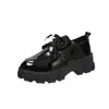 Zapatos de plataforma de suela gruesa, estilo británico, colección primavera/verano/otoño 2024, versátiles para uso universitario, que realzan la altura, charol, punta redonda, zapatos pequeños de cuero para mujer