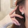 Pendientes Pequeños de Aguja de Plata S925, Exquisitos Pendientes de Botón con un Diseño Estilo Bosque, en Forma de Hoja, Ultra Brillantes, Sensación de Alta Gama, Estilo Lujo Ligero