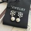 Nuevos pendientes de copo de nieve de circonita y perla S925 con aguja de plata, pendientes de diseño de alta gama de lujo, elegantes pendientes de moda para mujer