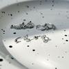 Arco pingente parafuso torção fivela brincos nicho feminino design osso da orelha unha flash Diamante temperamento frio orelha studs brincos