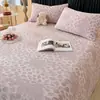 Lençol de Cama de Veludo Leite com Escultura de Inverno Peça Única Aconchegante Veludo Quente Capa de Edredom de Veludo Coral Saia de Cama Peluda Colcha Conjunto de Três Peças