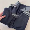 2026 Nuevo Diseño Elegante Casual Versátil Camisa para Mujer Estilo Japonés Azul Oscuro Color Bloqueado Mezclilla Chaqueta Top