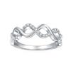 Anillo de moissanita con microincrustaciones de hilo cruzado y baño de plata de ley de 18 quilates de Yuntong Jewelry.