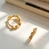 Versátiles ear cuffs apilables para uso diario en plata S925, pequeños ear cuffs para el cartílago, mini ear cuffs, diseño redondo brillante cortado con láser