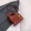 Bolso Pequeño Cuadrado de Diseño de Nicho Estilo Coreano Bolso de Hombro Casual Estilo Occidental Bolso de Mano Cruzado Texturizado para Mujer Venta al por Mayor para Mujer