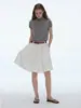 Camiseta de Punto de Manga Corta con Hombros Descubiertos y Cuello Semi Alto Estilo Old Money para Mujer, Otoño Retro Francés de Gama Alta Adelgazante Versátil