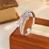 Nuevo Anillo de Flecha de Zirconia de Doble Capa con Tecnología de Color Duradero Electrochapado, Versátil para el Uso Diario, Lujo Ligero y Sensación de Alta Gama, Anillo para Mujer