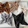 Pañuelo Cuadrado Satinado Retro Estilo Coreano para Atar el Cabello con un Toque de Lujo, Adornado con Pedrería, Forma Cuadrada, Estilo Relajado, Elegante Accesorio para el Cabello