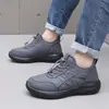 Zapatos Deportivos de Invierno para Mujer Estilo Nuevo Superficie de Cuero Acolchado de Terciopelo Grueso Cálido de Caña Alta Zapatos Grandes de Algodón Zapatos para Mujer Casual Versátil Zapatos Tipo Papá