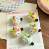 Lindo Clip de Pelo KT Cat Manzana Pato de Goma Tridimensional Ins Estilo Dulce Corazón de Chica Flequillo Clip Lateral tamaño pequeño Dibujos Animados Accesorios para el Cabello Mujer