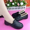 Zapatos planos de cuero suave para mujer, nueva colección otoño/invierno 2026, forrados de felpa para abrigar, diseño mullido, suela plana, mocasines fáciles de poner, zapatos de algodón