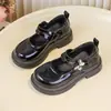 Sapatos Mary Jane com Laço para Meninas Doce Princesa Estilo Outono 6-12 Anos Sapatos Infantis de Couro com Solado Macio Sapatos Pretos para Estudantes e Apresentações