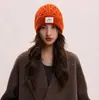 Gorro de Punto de Color Sólido Holgado para Mujer en Invierno, Moderno y a la Moda, Hace que la Cara Parezca Más Pequeña, Cálido y Protector de Orejas, Sombrero de Lana