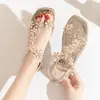Novo~ Estilo Novo Transfronteiriço Tamanho Plus Floral Salto Baixo Estilo Fada Tira Transparente Casual Versátil Multicor Bico Quadrado Sandálias Rasteirinhas