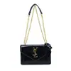 Bolsa Pequena de Couro Patente Estilo Francês de Luxo Leve para Mulheres, Novo Modelo 2026, Bolsa de Ombro com Corrente Texturizada Versátil, Bolsa Quadrada Pequena de Ombro, Bolsa Transversal
