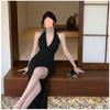 Vestido de tirantes largo retro estilo Hong Kong, color burdeos, sin mangas, sexy, con espalda descubierta, abertura, cuello halter, para vacaciones en la playa