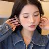 Aretes Torcidos Retro Encore Rojo Esmalte Gota para Mujer Otoño e Invierno 2025 Aretes Populares de Alta Gama Más Fáciles de Combinar