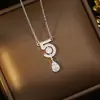 [Acero de Titanio] Popular Transfronterizo Collar Digital Incrustado de Diamantes, Colgante de Lujo Accesible Totalmente Incrustado de Diamantes, Joyería de Cadena para Clavícula de Circonio Incrustado de Cobre