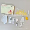 Set de Tenedor Cuchillo Plato Desechables para Pastel Envío Envuelto en Película Caja de Regalo para Fiesta de Cumpleaños Juego de Cinco Piezas Vajilla para Mesa de Pastel