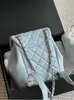 Mochila Dumau Estilo Xiaoxiang, Patrón de Piel de Oveja de Gama Alta, Moderna y Versátil, Se Puede Llevar en un Hombro, Ambos Hombros, o se Puede Llevar con una Correa de Mano
