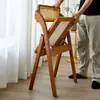 Cadeira de jantar de madeira maciça de seringueira para uso doméstico, estilo wabi-sabi, adequada para restaurantes de pousada, cadeira de ratã dobrável, cadeira de lazer, personalizável com almofada macia