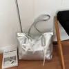 Bolsa de Gran Capacidad para Mujer 2026 Moda Nuevo Estilo Casual Moda Hombro Único Tendencia Viaje Cotidiano Retro Bolsa de Mano Casual
