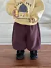Roupas Infantis 2026 Novas Roupas de Inverno Roupas de Bebê Estilo Coreano Roupas Infantis Calças Grossas de Inverno Calças de Moletom de Lã para Meninos