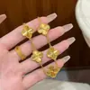 Pulsera Láser de Trébol de Cuatro Hojas de Imitación Dorada de Alta Gama para Mujer, Versátil, Moderna, Diseño Personalizado de Nicho, Joyería de Pulsera a la Moda