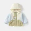 Chamarra Jingqi para Bebé Primavera 2026 Nueva Moda Ropa Infantil Elegante Top Protector Solar para Primavera y Otoño Ropa para Niños Pequeños