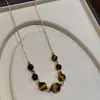 Collar de Cadena para Suéter de Ojo de Tigre con Cuentas Bañado en Oro Real de 18 Quilates Moda Retro Nicho Joyería Elegante de Alta Gama para Mujeres