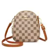 Dihao Bolsa para Teléfono Móvil Canguro para Mujer Cruzada 2025 Nueva Mini Bolsa Pequeña Lujo Ligero Nicho Verano Mamá Bolso de Hombro
