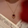 Collar Popular Transfronterizo para Mujer, Estilo Coreano y Japonés Transmisión en Vivo Corazón Piedra Preciosa Diseño de Nicho Estilo Ins Joyería de Acero de Titanio