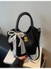 Bolsos de Mano Pequeños Transfronterizos de Moda para Mujer Versátil 2025 Nuevo Bolso Bandolera Tote Tipo Cubo Estilo Coreano