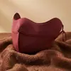Máscaras Femininas de Alta Qualidade à Prova de Vento e Frio para Outono e Inverno, Espessadas, Tridimensionais, para Ciclismo ao Ar Livre, Modernas, Respiráveis e Quentes