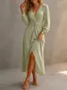Cardigã longo de moda feminina europeia e americana transfronteiriço Outono 2026 com decote V profundo sexy, design plissado e vestido com fenda alta