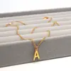 Versão Coreana Acessórios de Design de Nicho Colar com 26 Letras em Inglês para Mulheres Pingente de Aço Inoxidável Colar de Clavícula de Aço Titânio Venda por Atacado