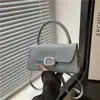 As Bolsas da Moda Deste Ano São Bolsas Quadradas Pequenas Elegantes e Estilosas, Novas Bolsas Transversais Estilo Coreano Doce e Bolsas de Ombro Elegantes