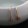 Pendientes de gancho para la oreja con forma de hoja chapada en oro clásico de cobre fundido, accesorios para pendientes de bricolaje con anzuelo largo para mujer