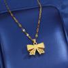 Nuevo collar con lazo rojo de Internet de estilo japonés y coreano para mujer, colgante de circonita con microincrustaciones, elegante collar de cadena de clavícula con mariposa de moda
