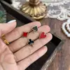 [Productos Jie Ming] alfiler de solapa de póker al por mayor broche de personalidad de póker mágico alfiler de solapa de camisa hebilla de solapa de moda todo-partido