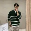 Venda direta da fábrica nova tendência de outono e primavera camisa polo listrada de manga comprida para homens, suéter americano retrô folgado com meio zíper