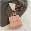 2025 Novo Nicho Simples Moderno Estudante Aula Mochila Pequena Bolsa Feminina Estilo Coreano Moda Retrô Mochila Estampada